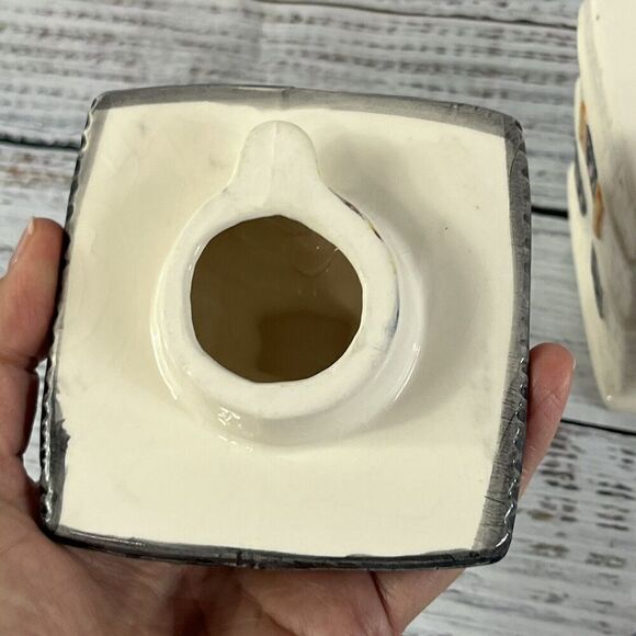 Vintage Ceramic Bakery House Village Novelty Figurine Tea Pot w Lid 7" - Picture 8 of 12